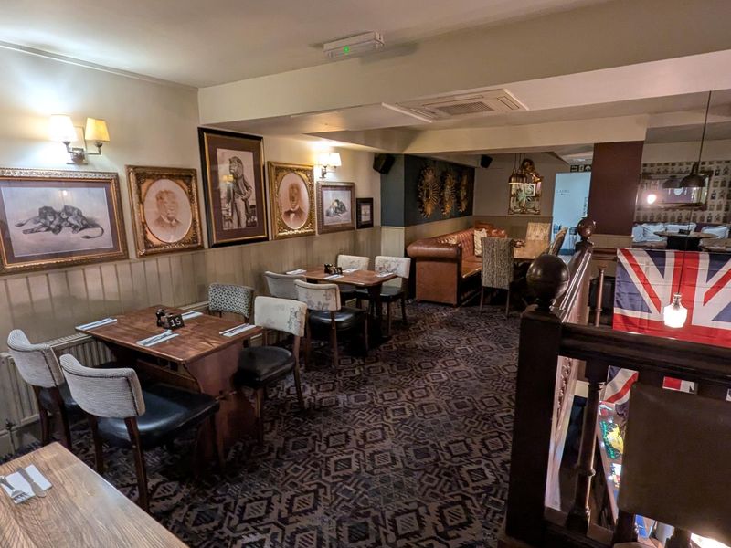 1st Floor Restaurant. (Restaurant). Published on 10-11-2025 