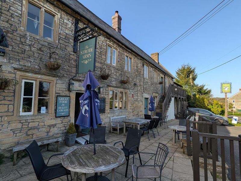 Front terrace. (External, Garden). Published on 08-04-2026 