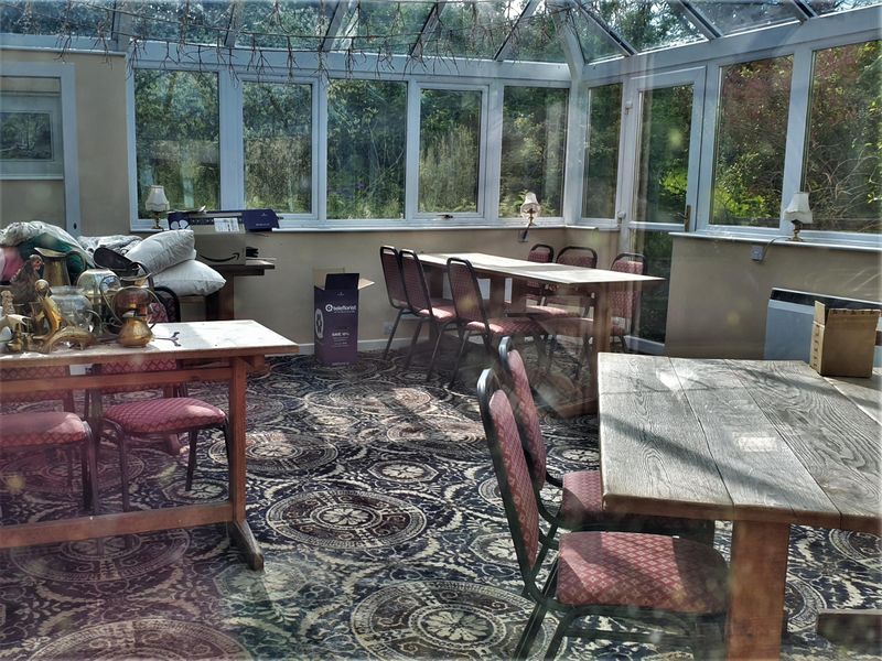 May 2021 - Conservatory. Published on 10-01-2024