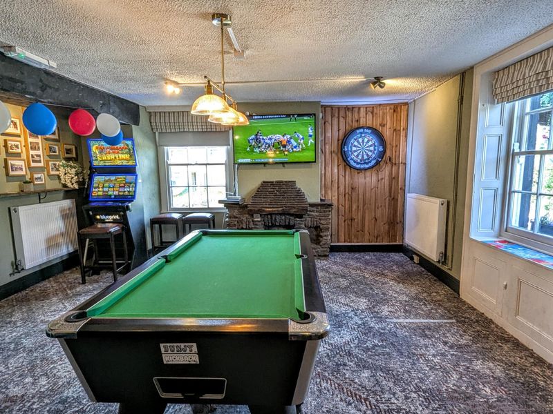 Pool, darts & TV. (Bar). Published on 11-05-2025 