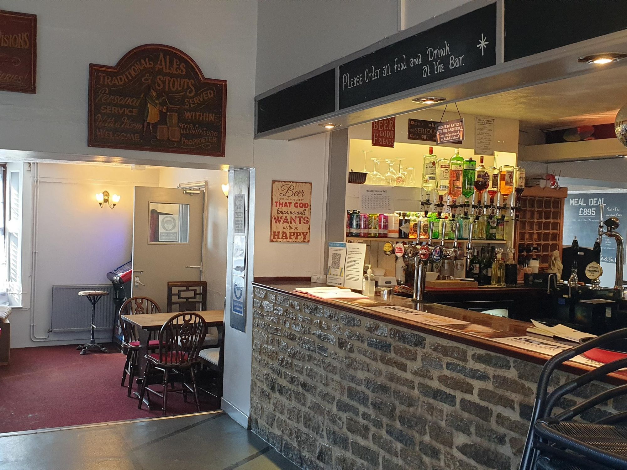 May 2021 - Bar. (Bar). Published on 15-02-2022