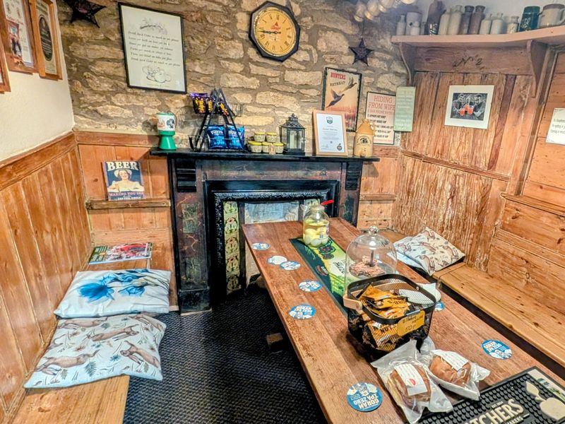 Serving Room. (Bar). Published on 27-09-2026 
