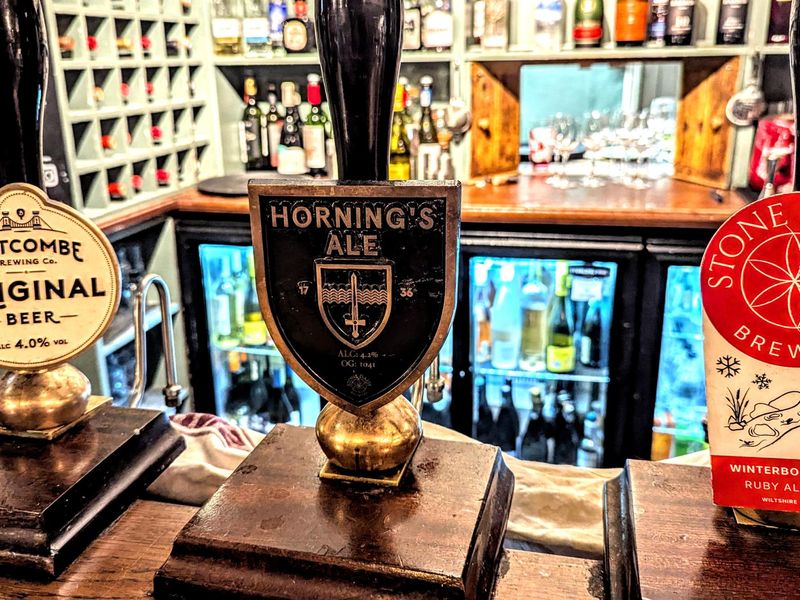 (Bar). Published on 24-08-2025 