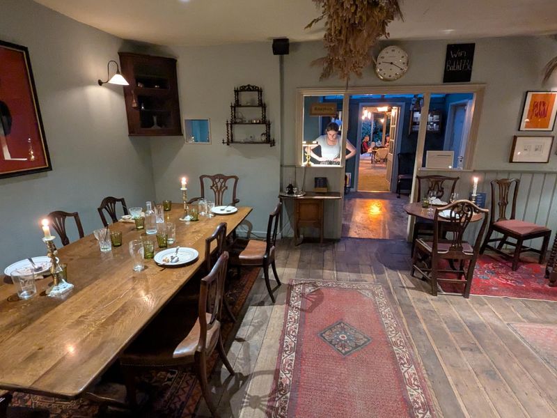 (Restaurant). Published on 24-08-2025 
