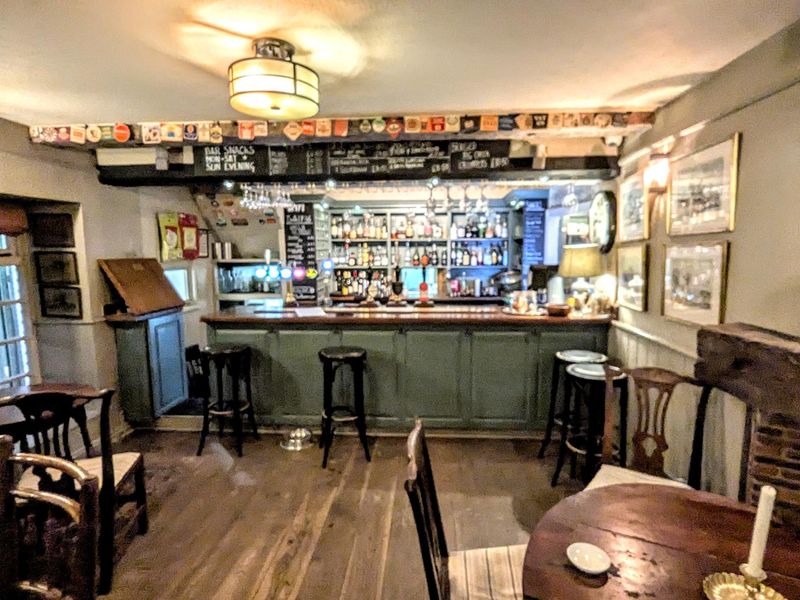 (Bar). Published on 24-08-2025 