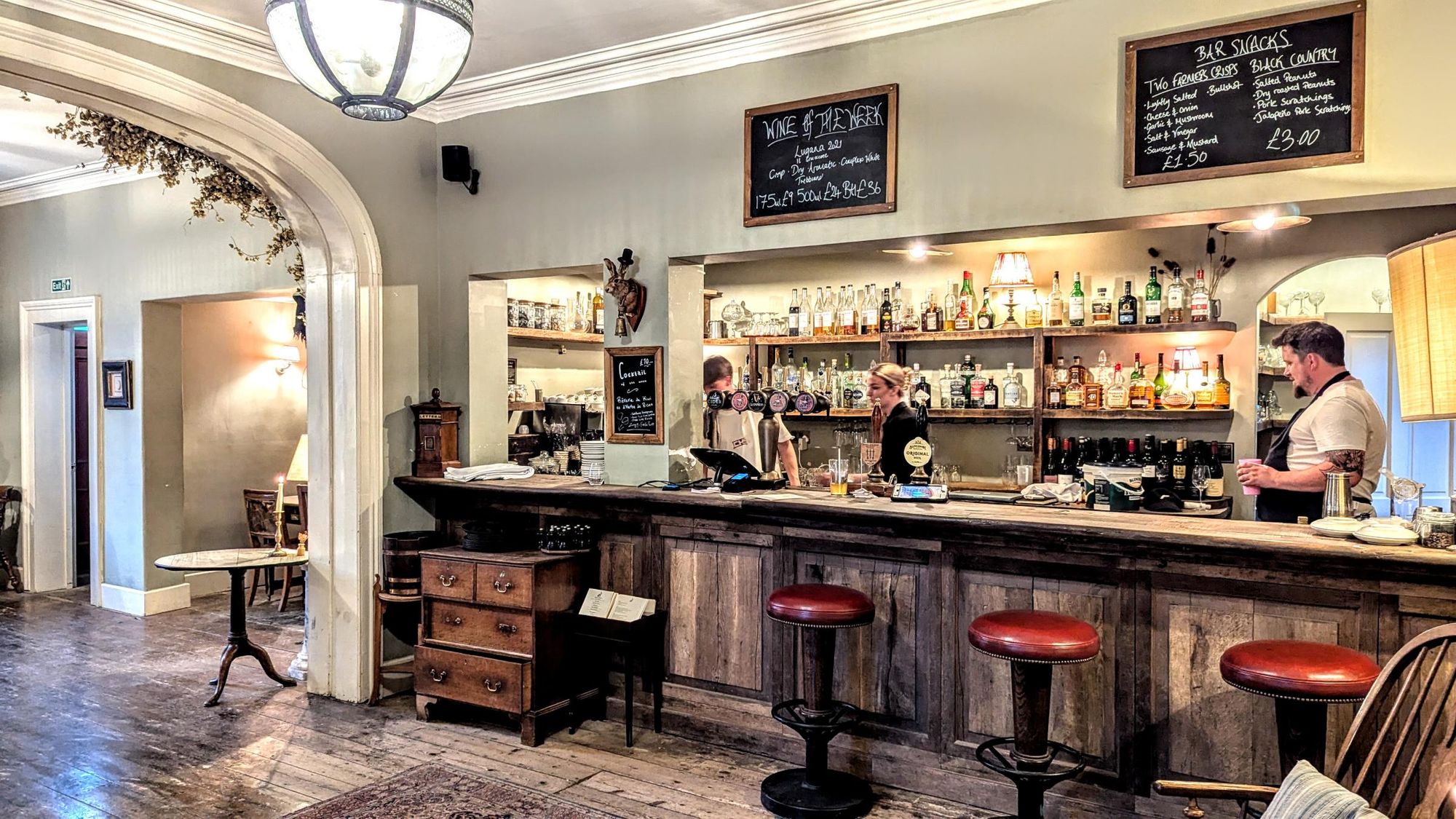 (Bar). Published on 24-08-2025