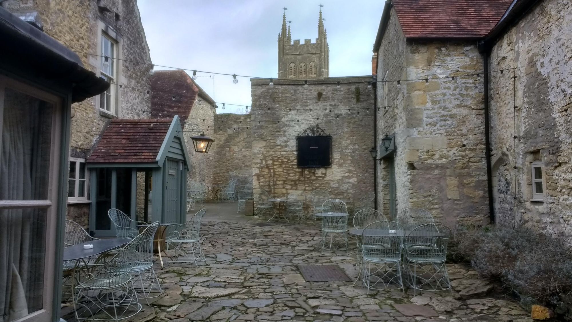 Courtyard. (External). Published on 04-12-2016