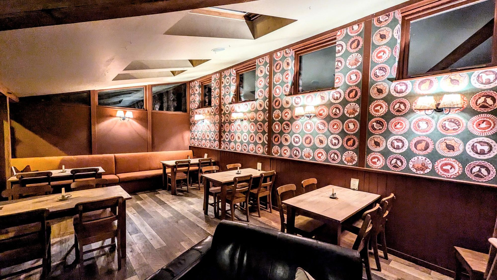 Conservatory Restaurant seating. (Restaurant). Published on 27-12-2025