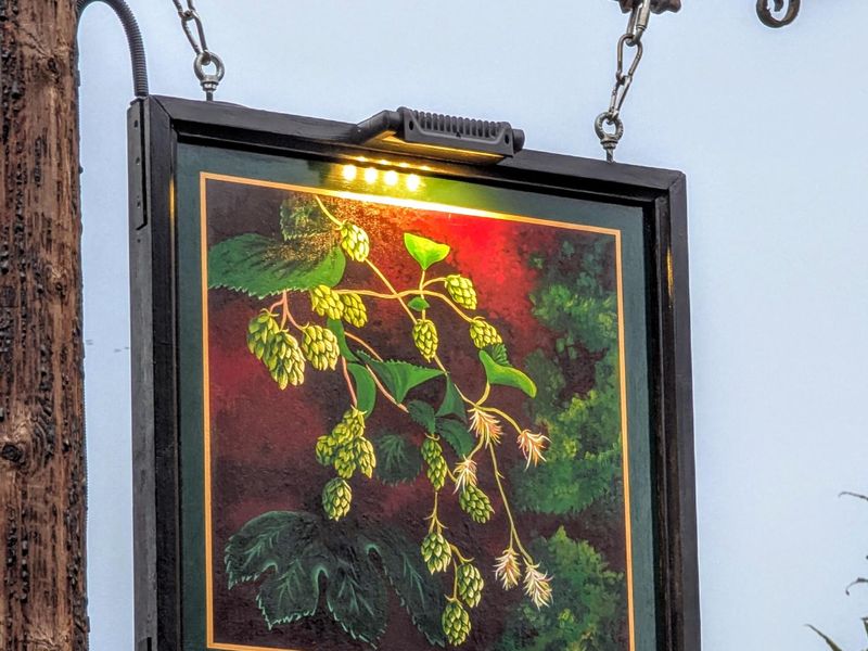 (External, Sign). Published on 28-01-2025 