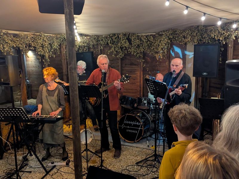 Resident Pub Band - The Limpley Strokes!. (Party). Published on 03-03-2025