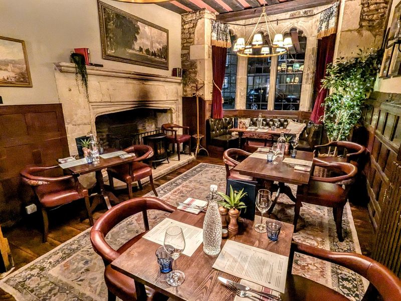 (Restaurant). Published on 23-11-2024 