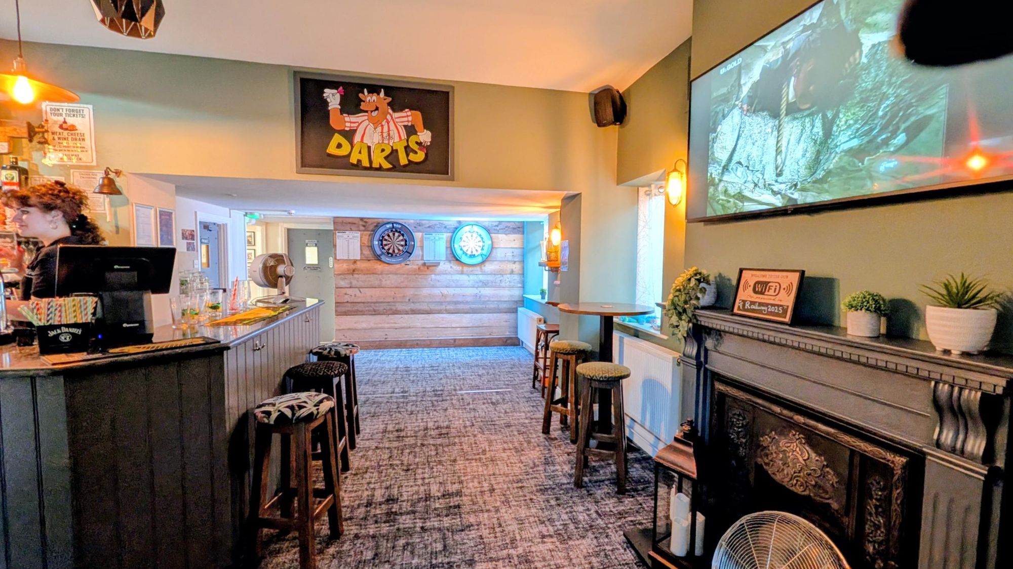 (Bar). Published on 15-08-2026