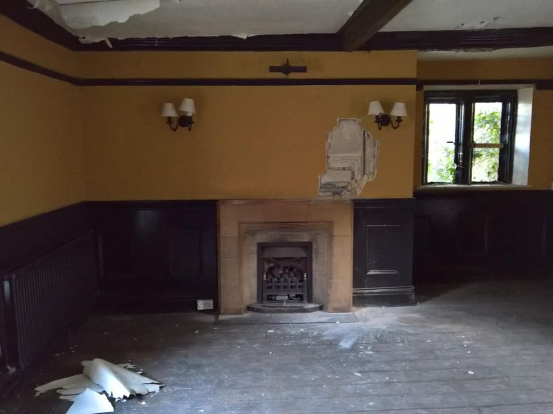 2016 - Main (south) taproom prior to renovation. (Bar). Published on 06-09-2026 