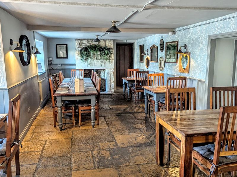 (Restaurant). Published on 24-08-2025 