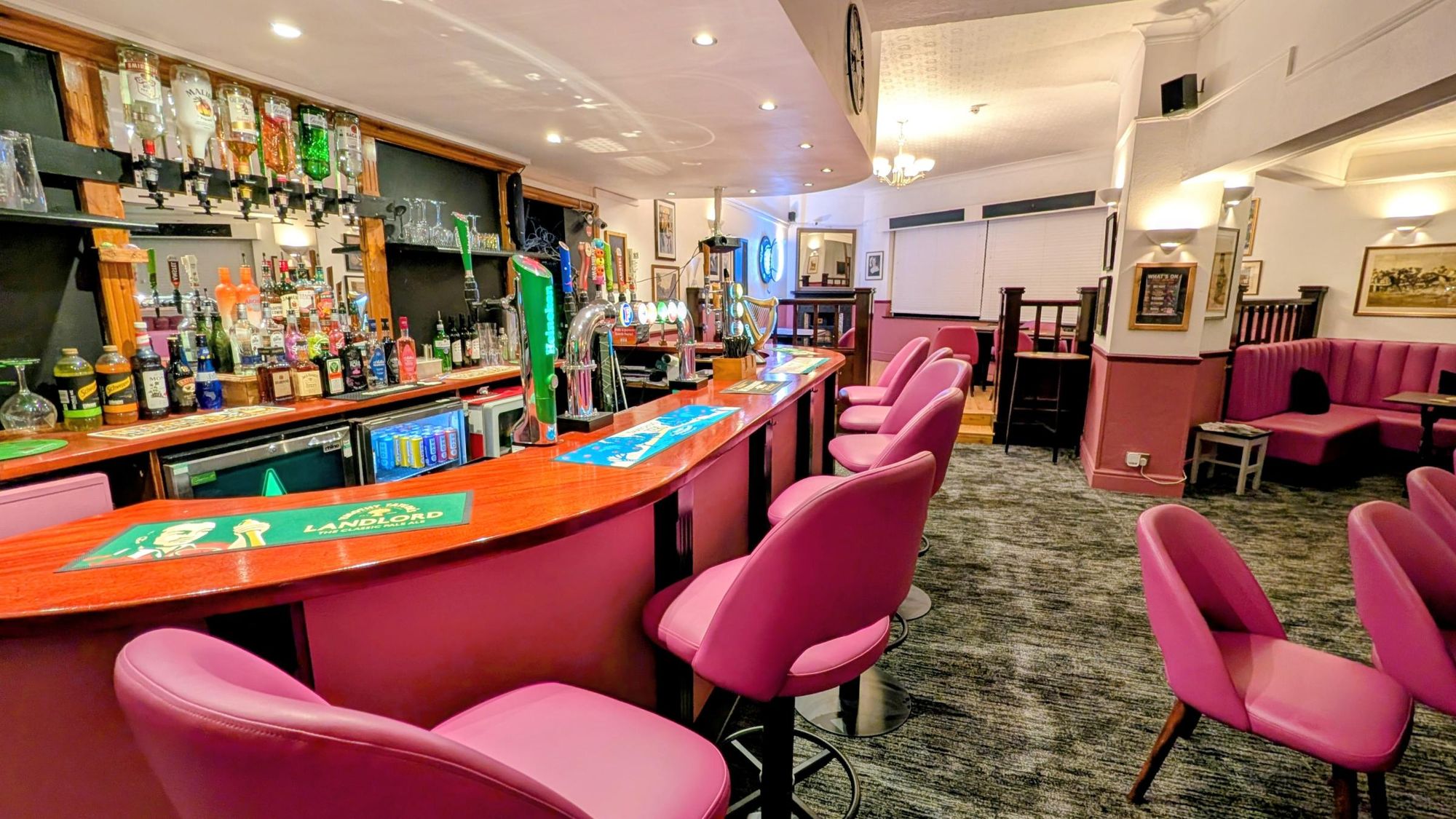 ‘Cocktail Lounge’. Published on 15-08-2026
