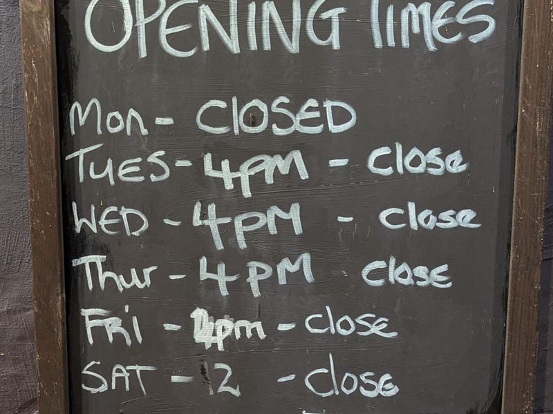 (Sign). Published on 28-10-2025 