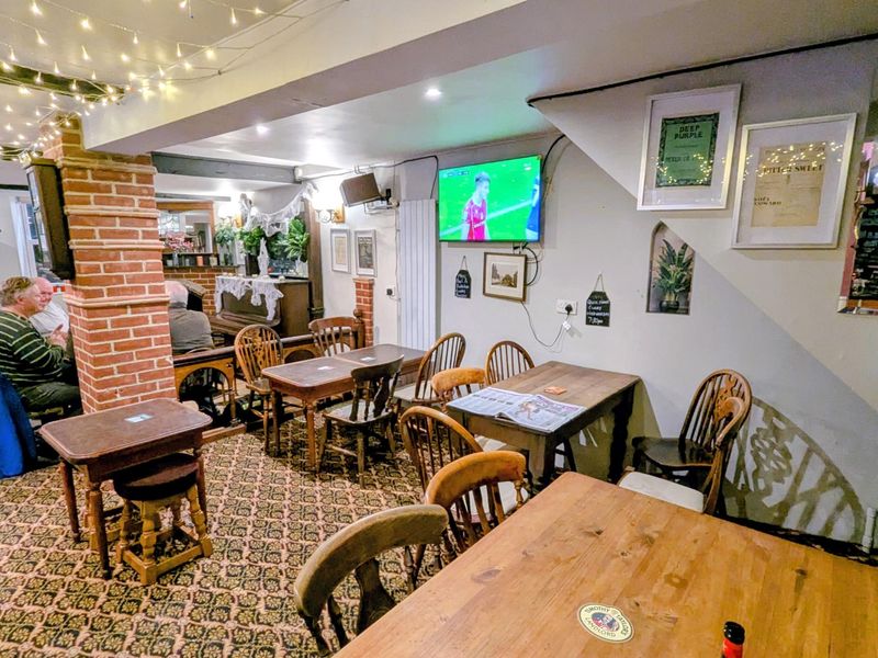 (Bar). Published on 29-10-2025 