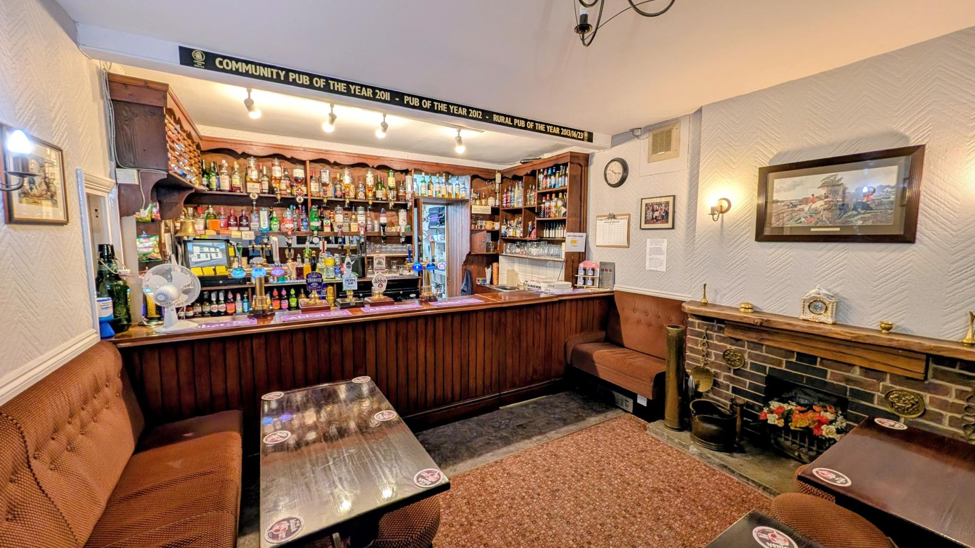 RH Snug Bar. (Bar). Published on 15-10-2026