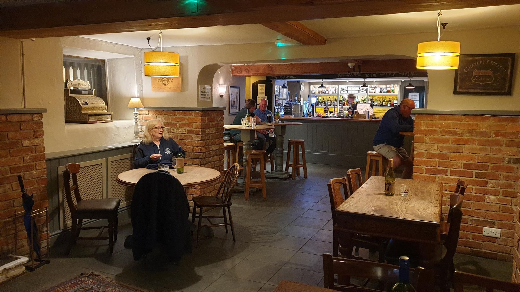 2021 06 Bar. Published on 19-01-2022