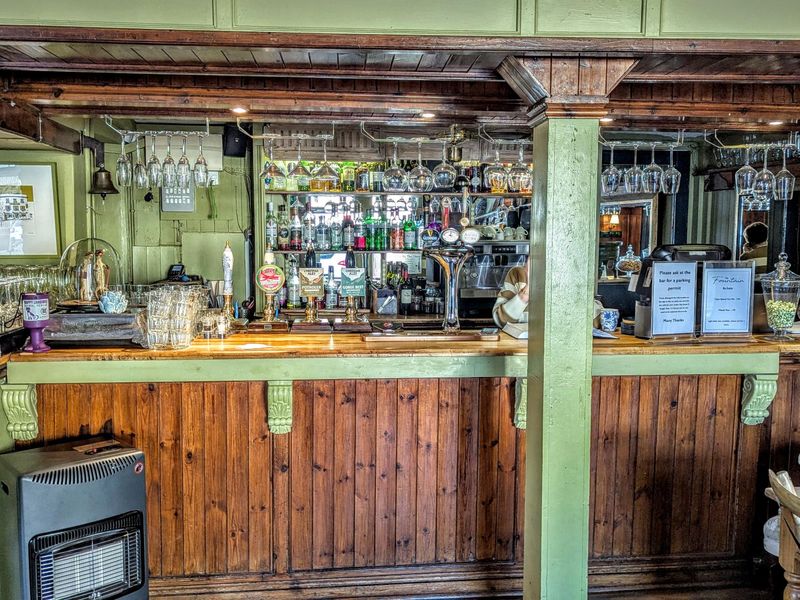 (Bar). Published on 23-03-2025 