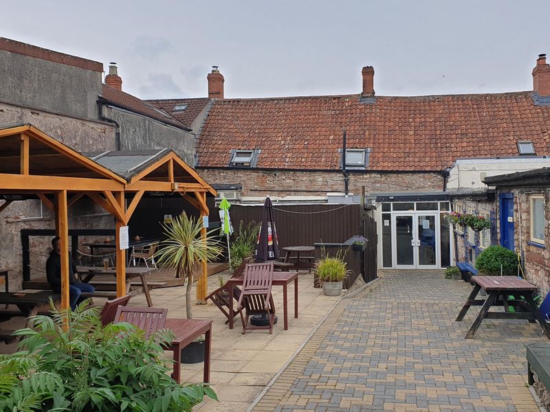 June 2021 - Rear Courtyard. (Garden). Published on 13-02-2022 