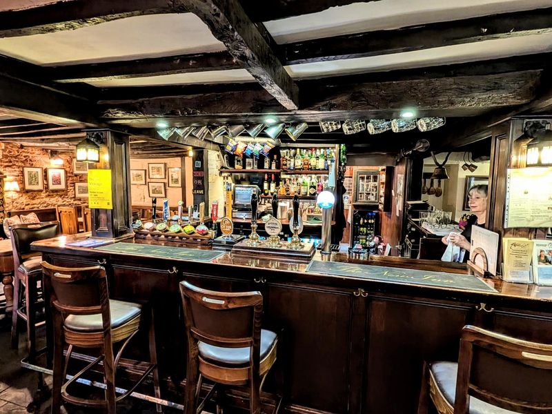 (Bar). Published on 06-06-2026 
