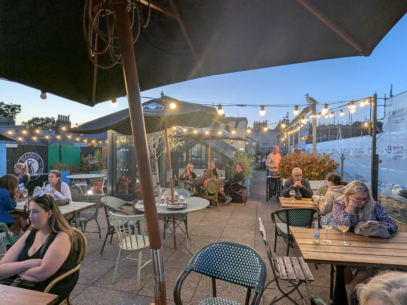 Roof Terrace. (Garden). Published on 10-11-2025 