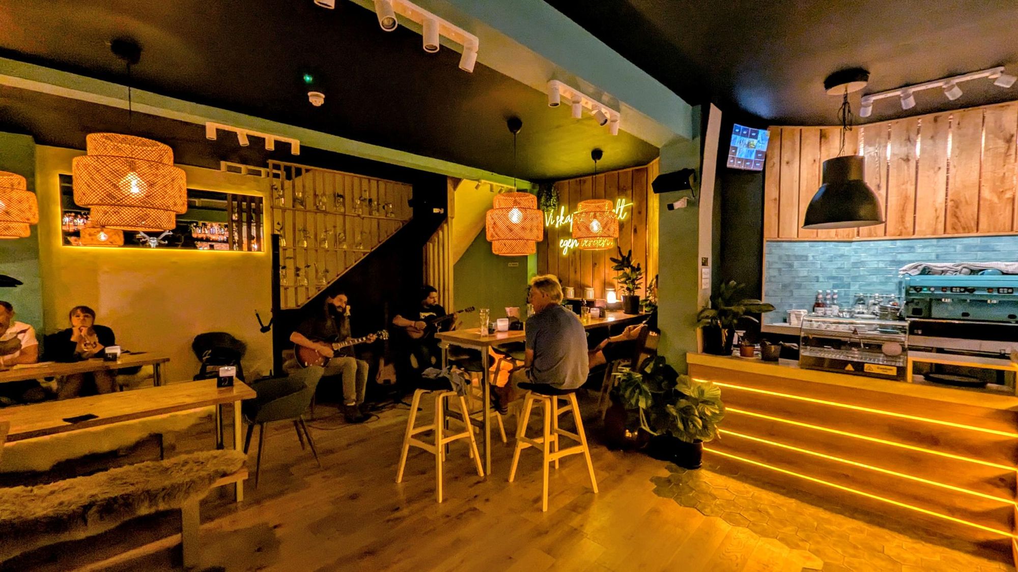 (Bar). Published on 24-07-2025