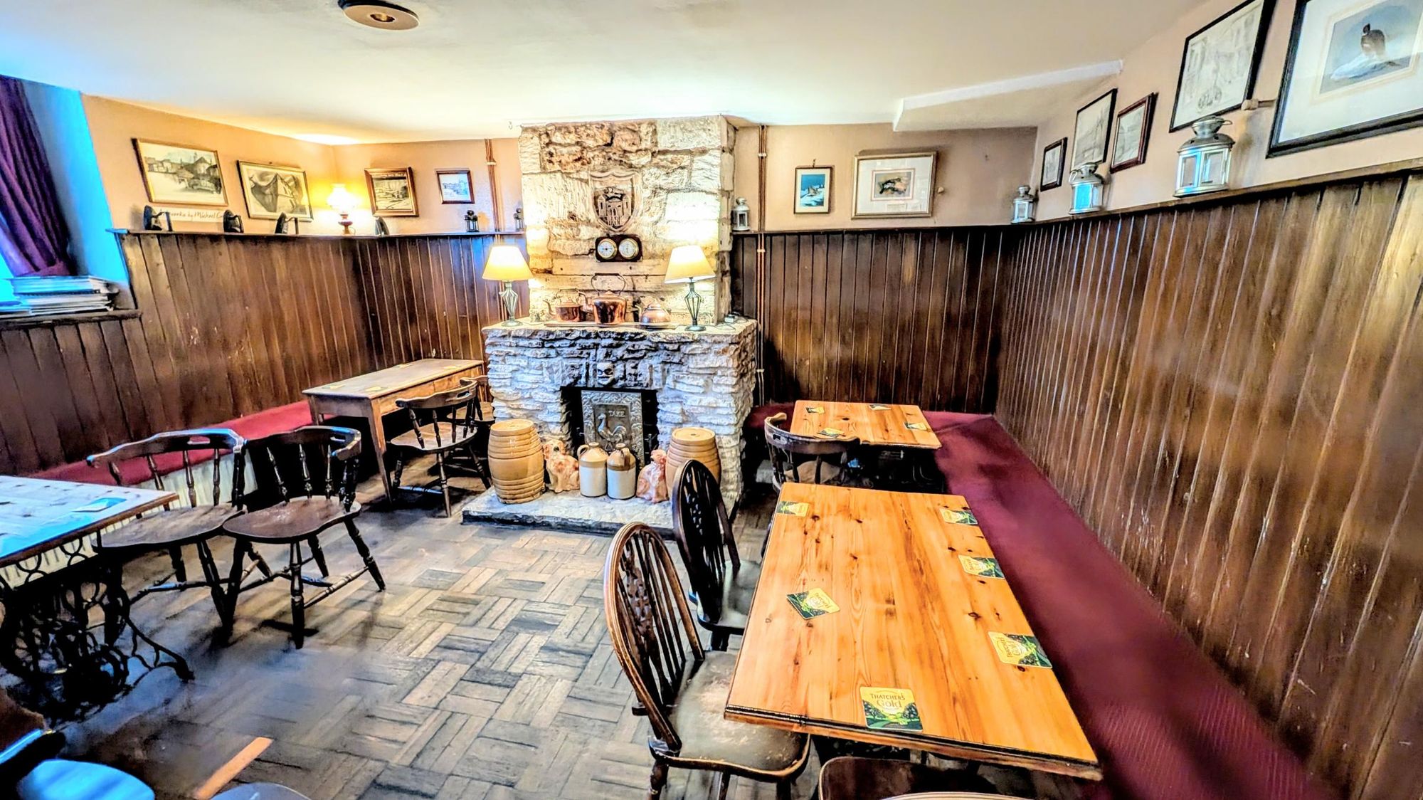 LH Snug Room. (Bar). Published on 13-07-2026
