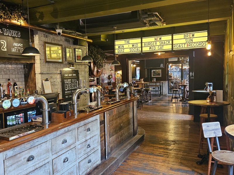 Apr 2026 - Bar area. Published on 16-04-2026 