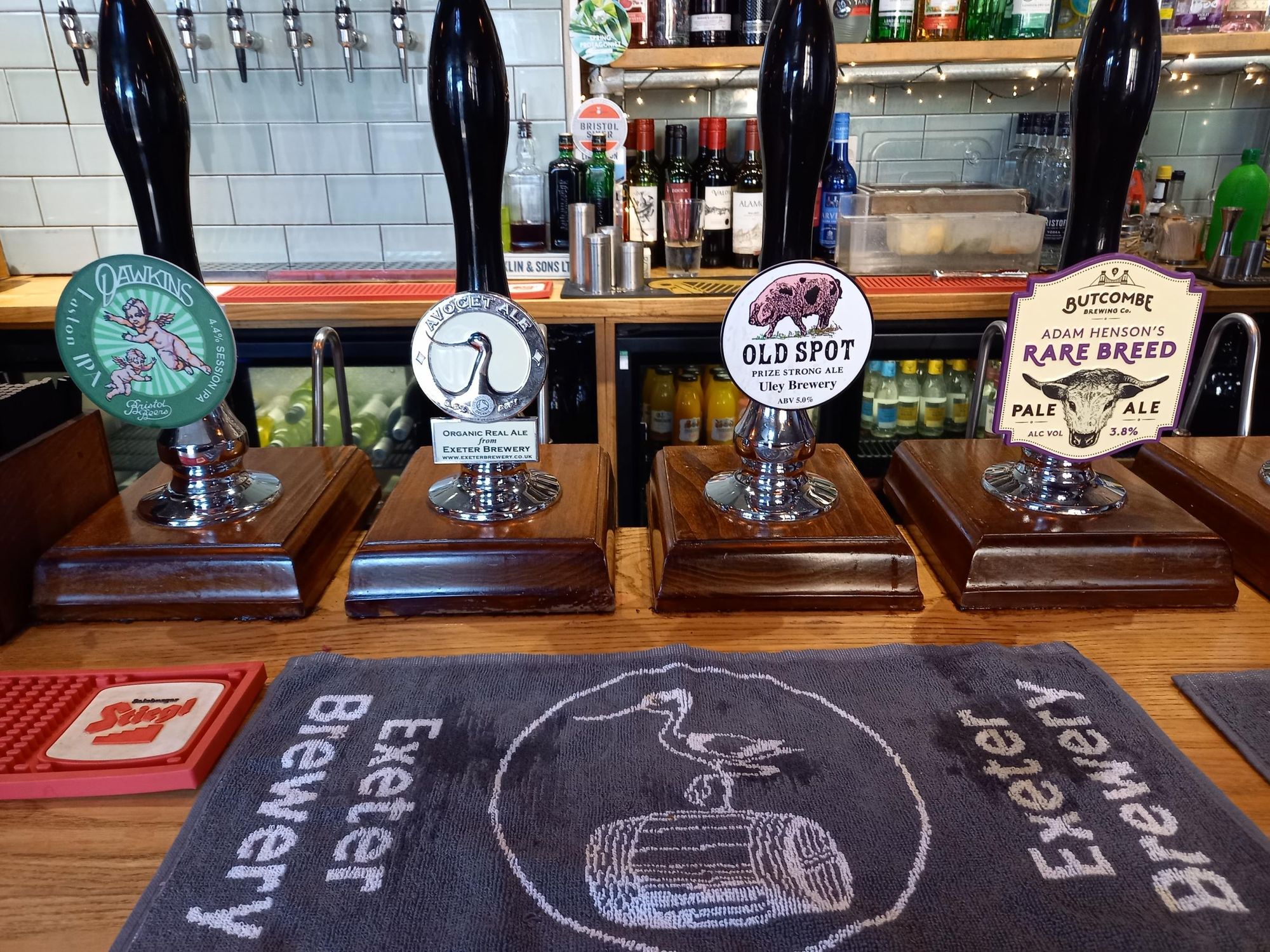 May 2022. (Bar). Published on 28-05-2022