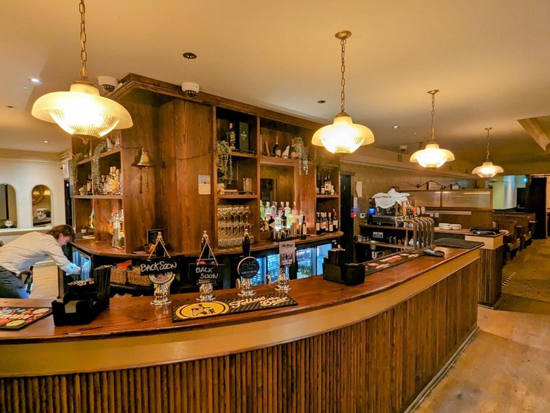 (Bar). Published on 17-02-2025 