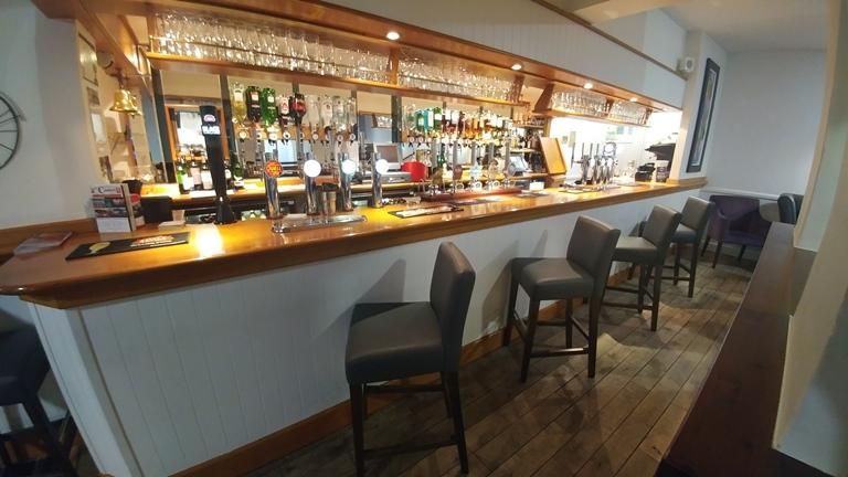Bar 2. (Bar). Published on 01-02-2017