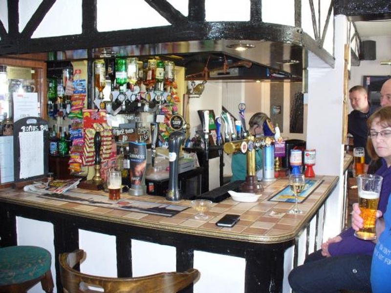 Main Bar. (Bar). Published on 20-04-2016
