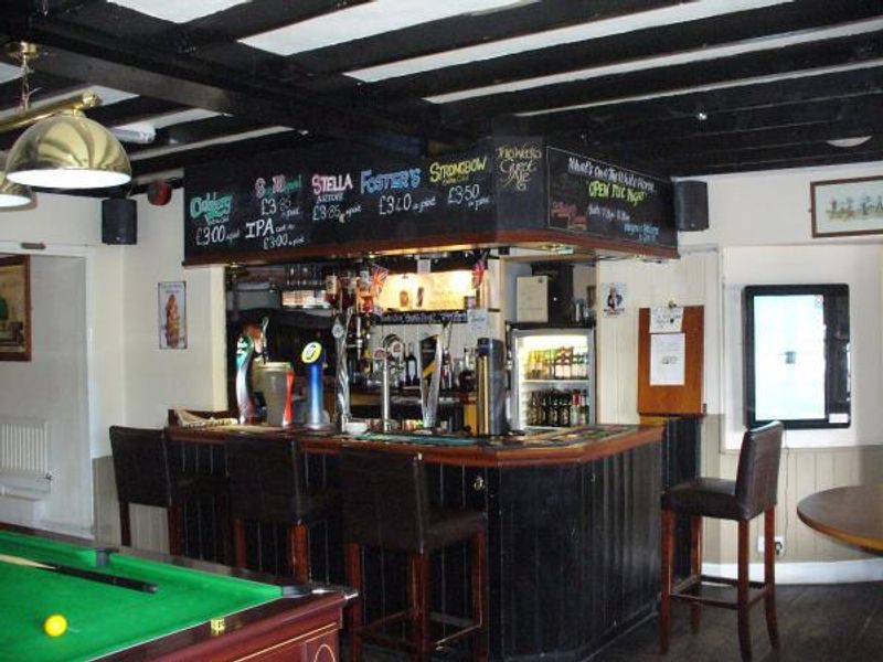 Public Bar 2. (Bar). Published on 15-08-2016
