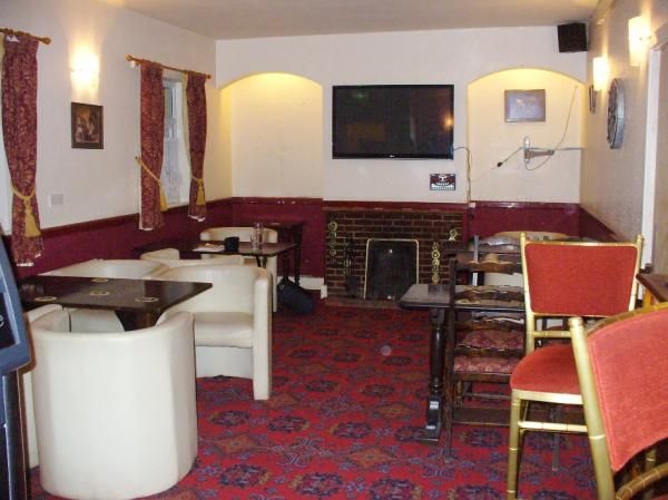 Lounge. (Pub). Published on 25-08-2016