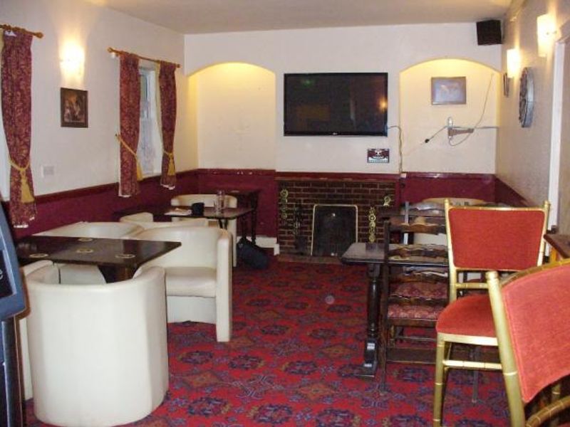 Lounge. (Pub). Published on 25-08-2016 