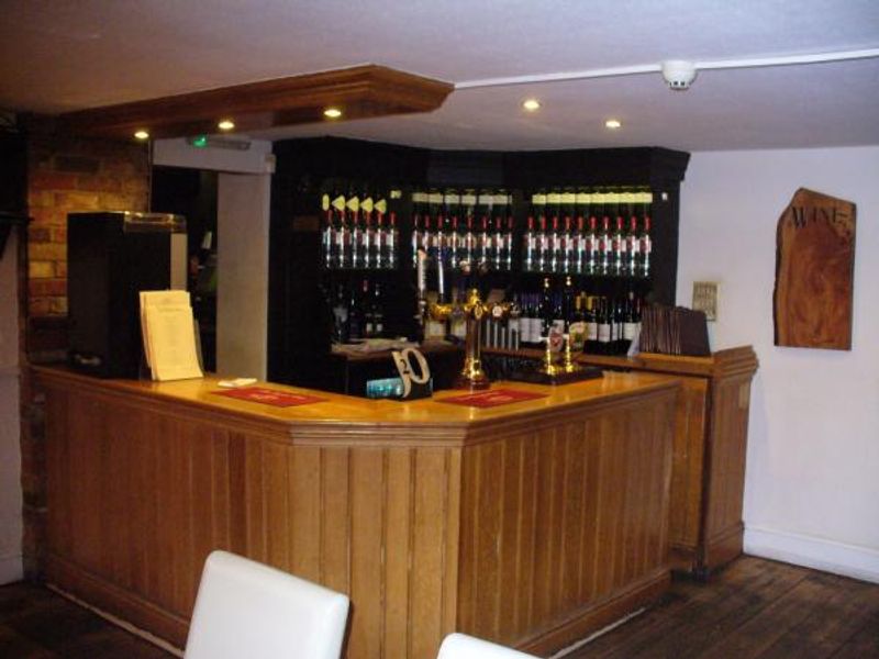 Lounge Bar. (Bar). Published on 05-04-2016 