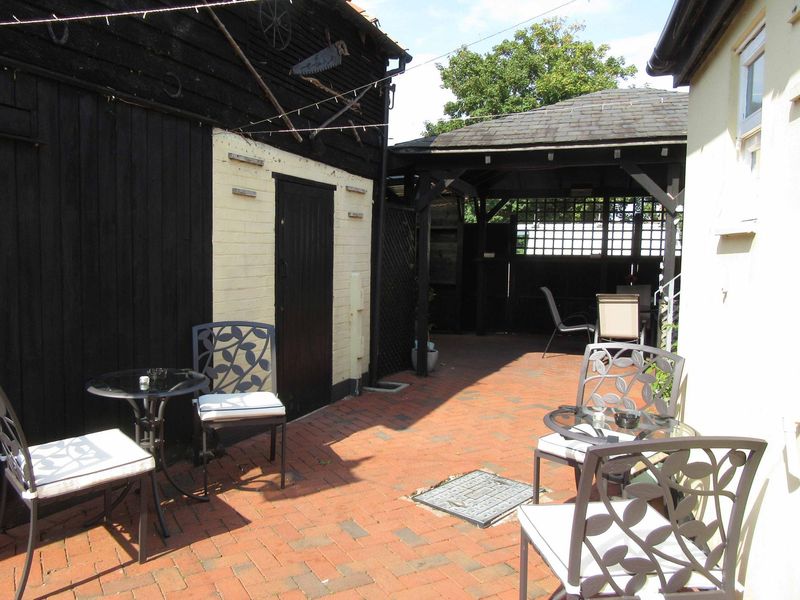 Patio. (Garden). Published on 22-09-2016