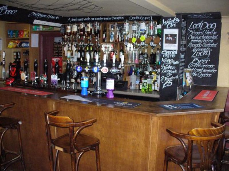 Bar Area 1. (Bar). Published on 05-04-2016