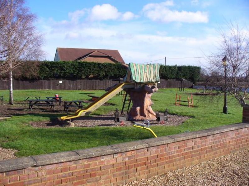 Garden area. (Garden). Published on 12-02-2016 