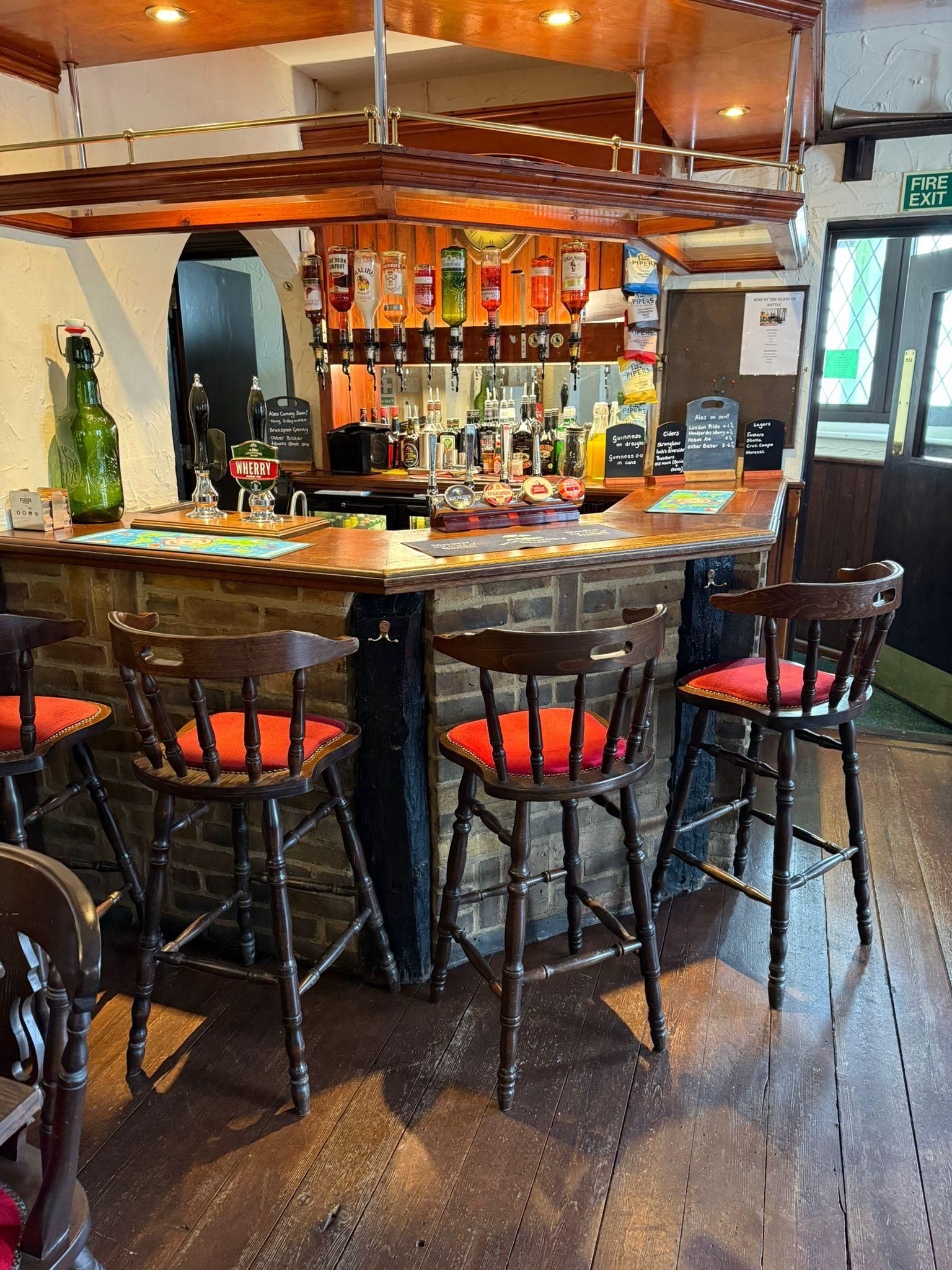 Front Bar. (Pub, Bar, Key). Published on 11-05-2026