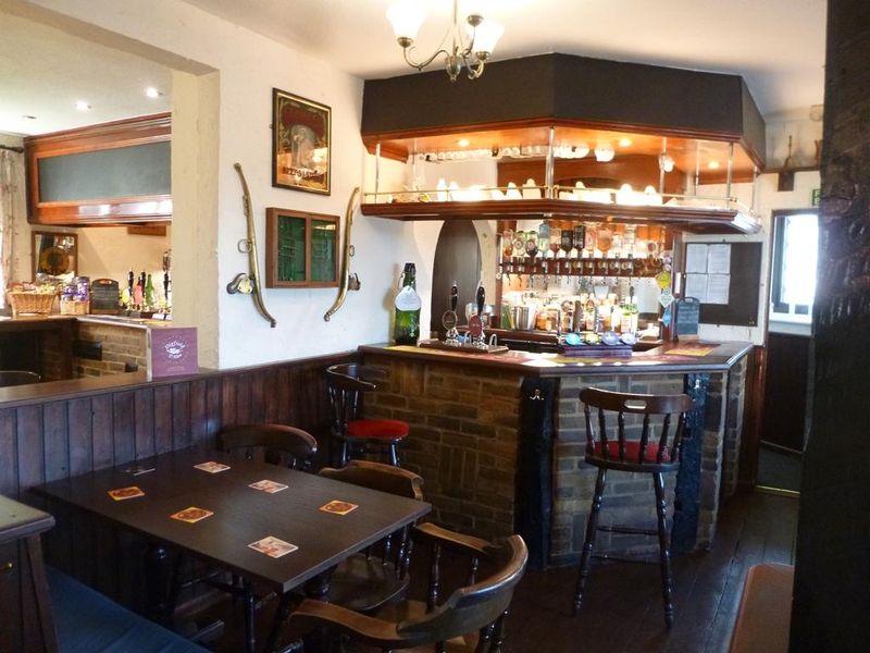 Front Bar. (Bar). Published on 14-02-2022