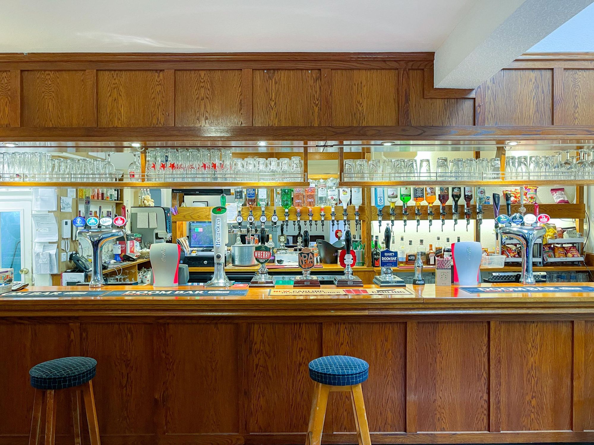 Main Bar. (Bar). Published on 30-10-2022