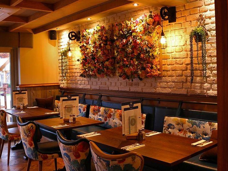 Interior 1. (Pub). Published on 19-01-2019