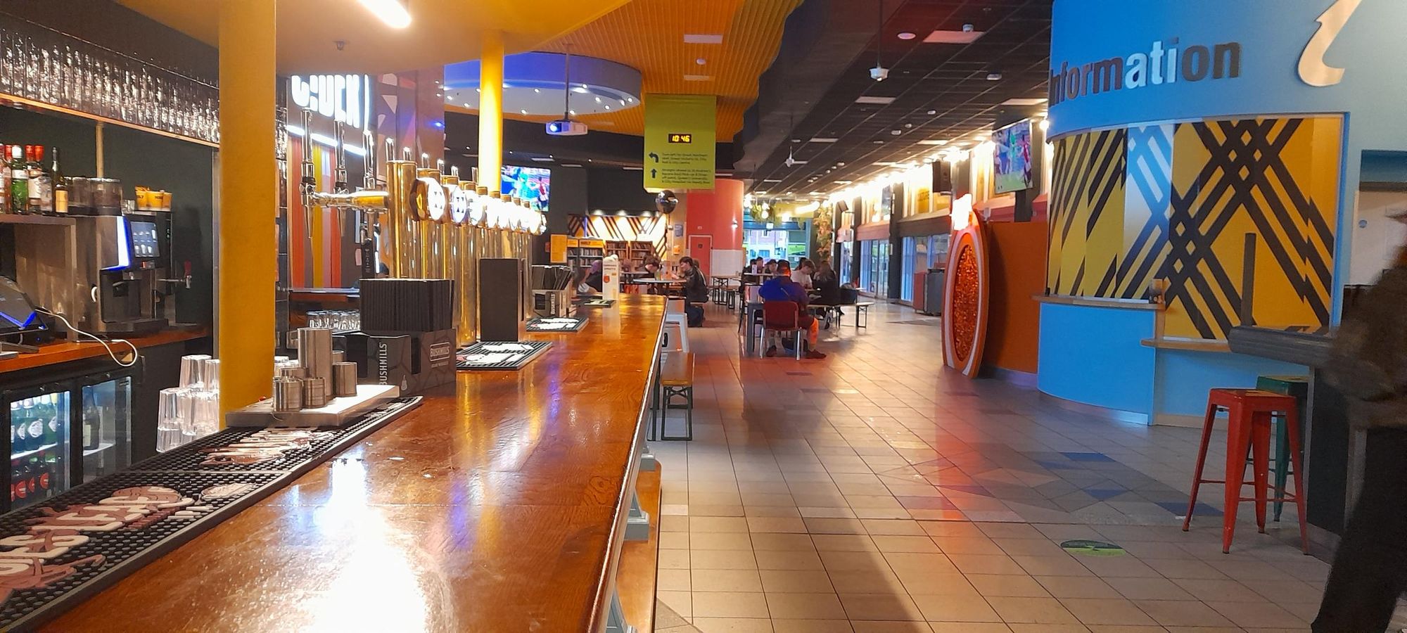 Interior 2. (Bar). Published on 21-09-2025