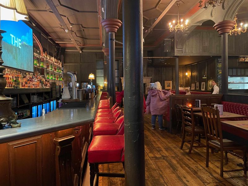 Henry's, Belfast (Photo: Nick Yarwood - 21/07/2025). (Pub, Bar). Published on 24-08-2025 