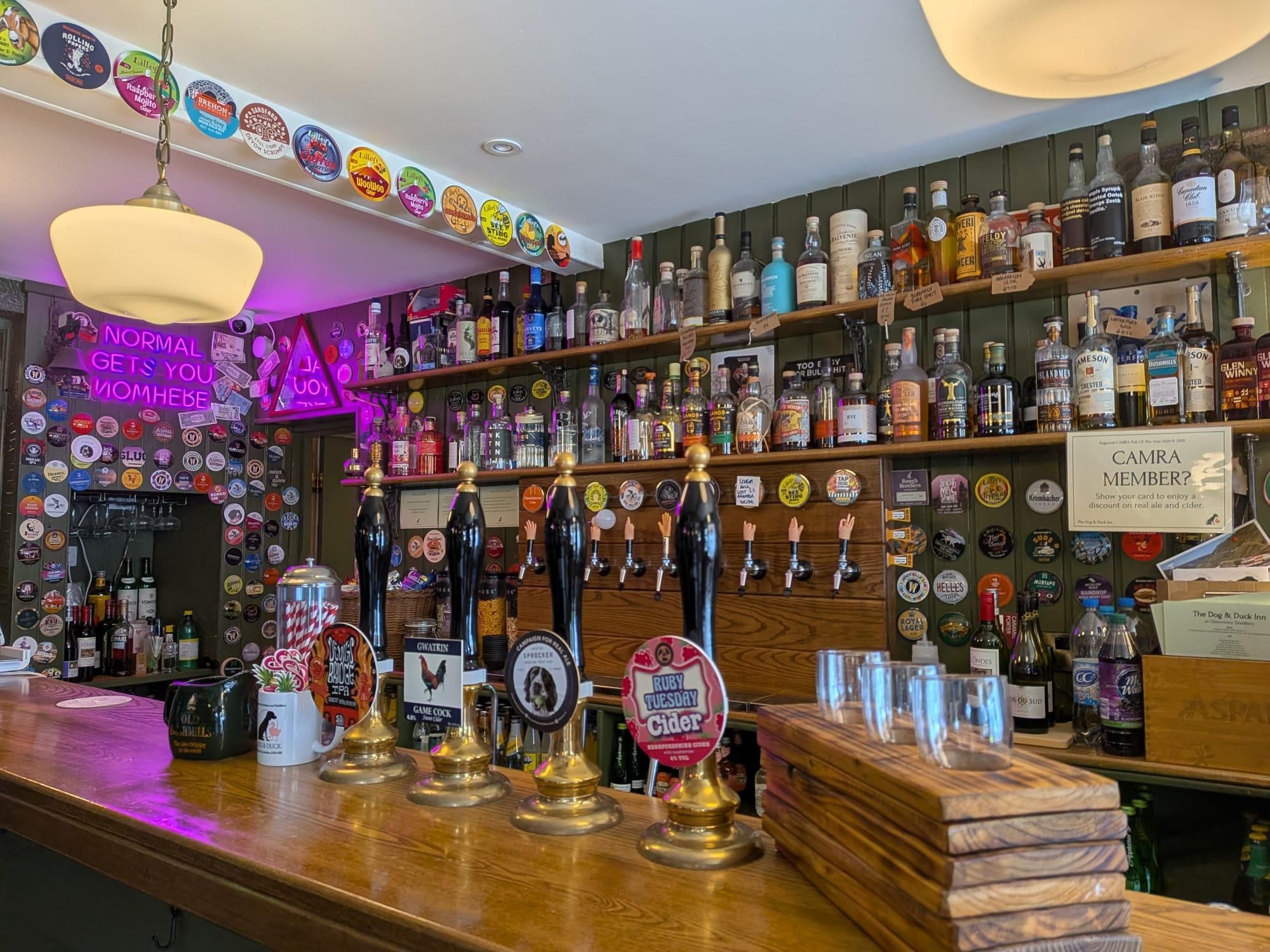 (Pub, Bar, Key). Published on 21-08-2026