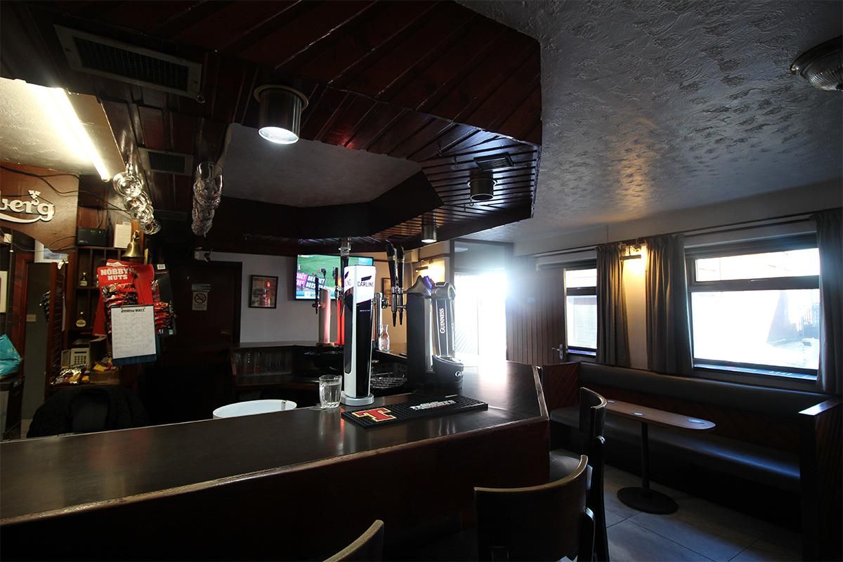 (Pub, Bar). Published on 29-09-2024