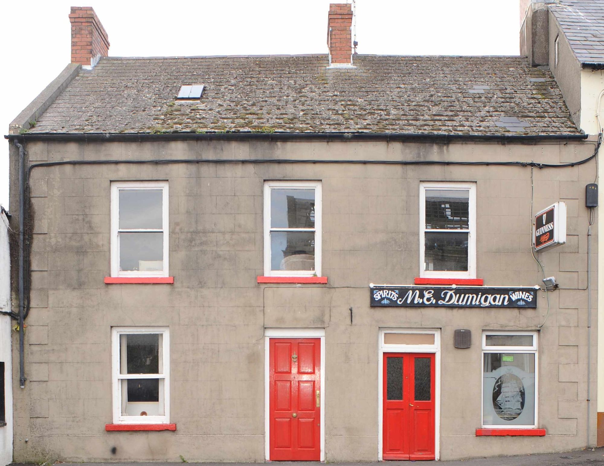 Dumigans Bar, October 2011 (Photo: Michael Slaughter). (Pub, External). Published on 10-03-2025